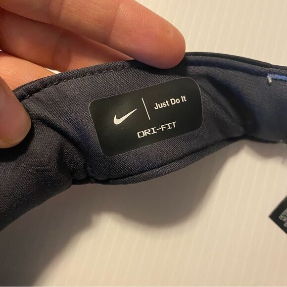 Nike dri-fit golf visor CAE tournament logo embroidered black unisex cap hat NEW - Picture 4 of 4